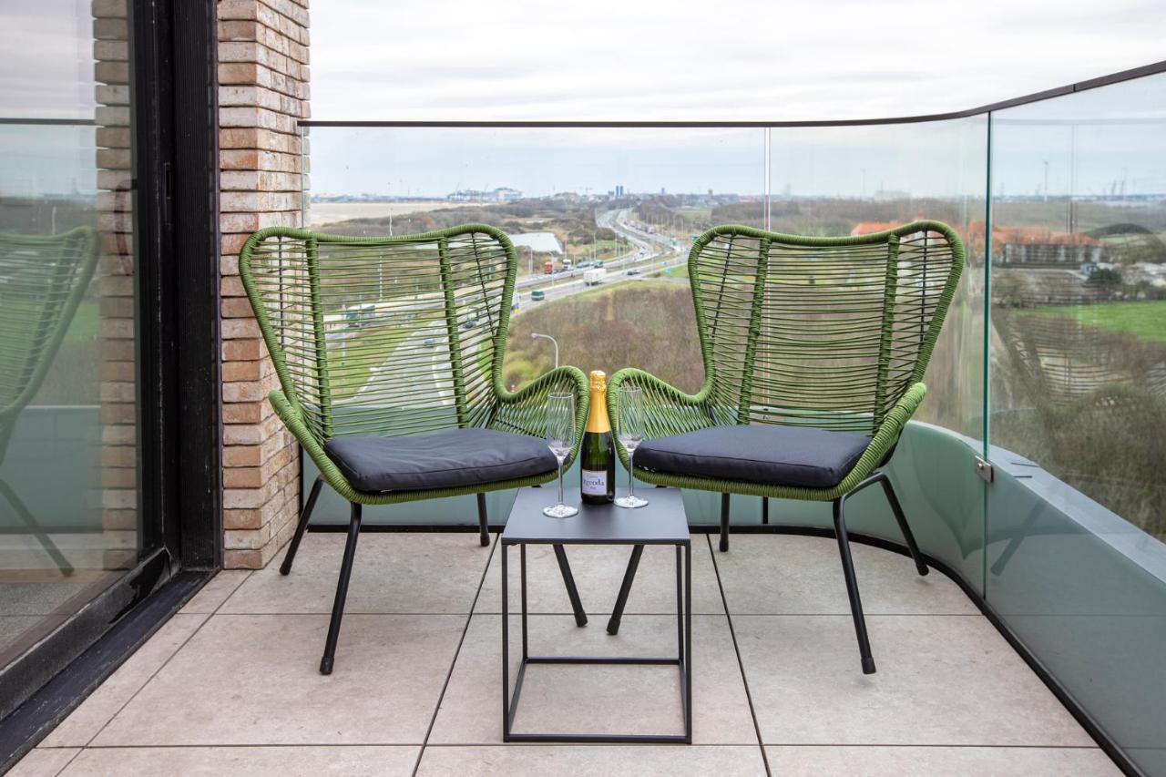 Modern En Gezellig Appartement Vlak Aan Het Strand Blankenberge Bagian luar foto